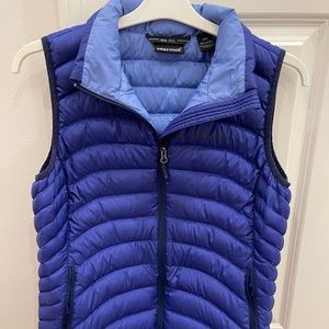 Women’s Marmot 600 Fill Down Vest Size M Blue